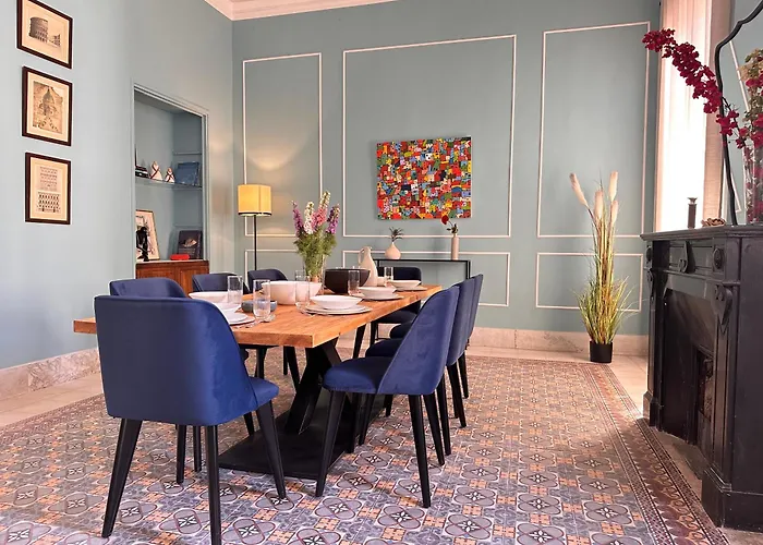 Private Rooms In Authentic Apartment In Old Town Of Tunis, Near Medina