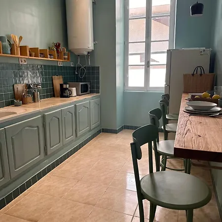 Private Rooms In Authentic Apartment In Old Town Of Tunis, Near Medina Exterior photo