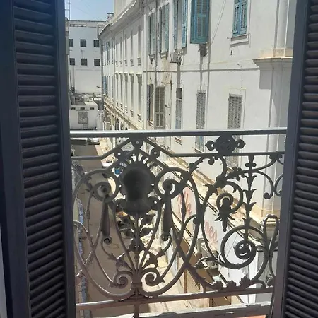 Private Rooms In Authentic Apartment In Old Town Of Tunis, Near Medina Exterior photo